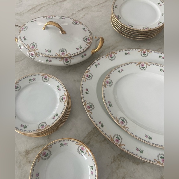 Vintage Limoges Rose Floral China 5 Piece Serveware Set - Picture 6 of 7